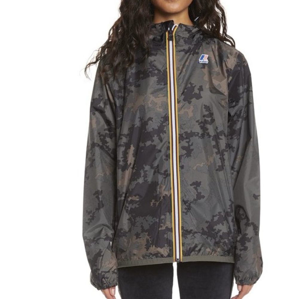 K-Way Unisex Size Medium Le VTAI 3.0 Claude Graphic Camo Hooded Rain Jacket